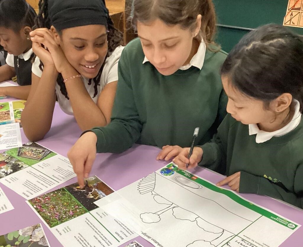 Evergreen Primary Academy welcomes Earthwatch Europe