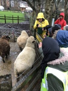 Farm visit and more in this week's roundup