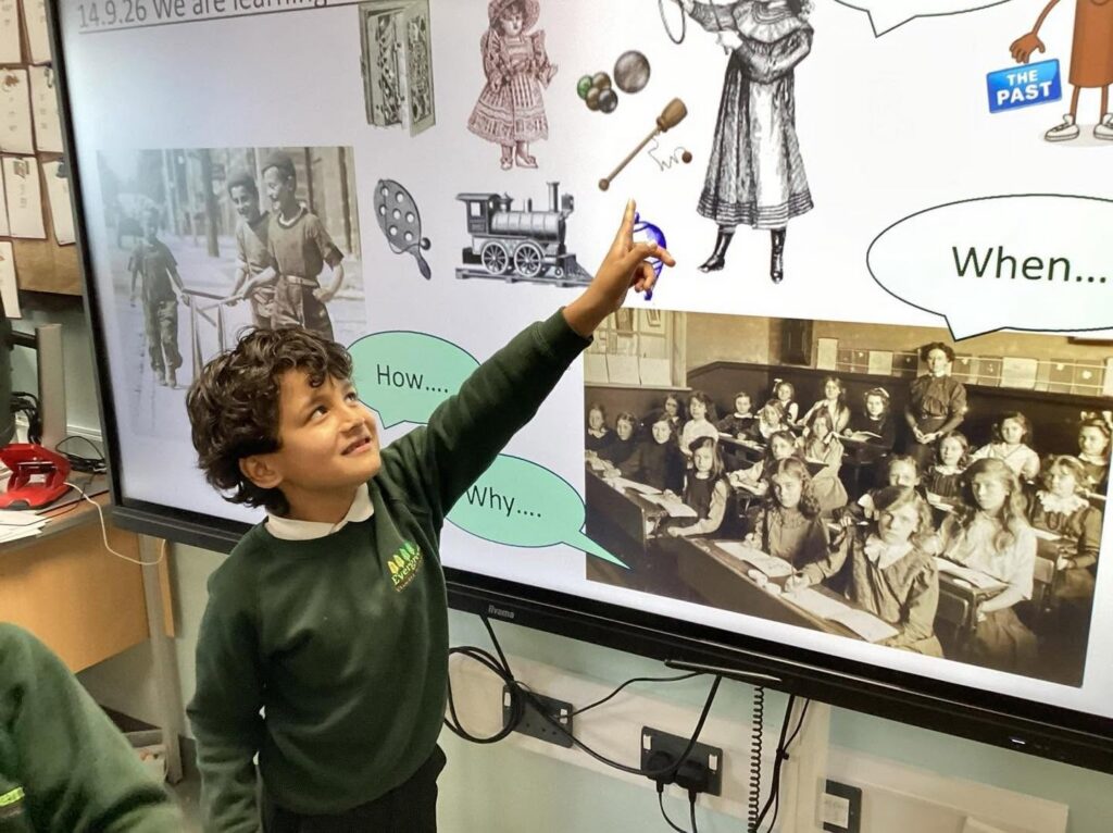 Pupils step back in time to explore Victorian life